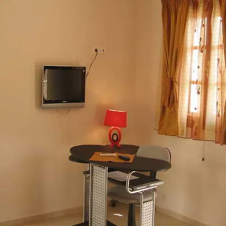 Aparthotel Sea View 3*