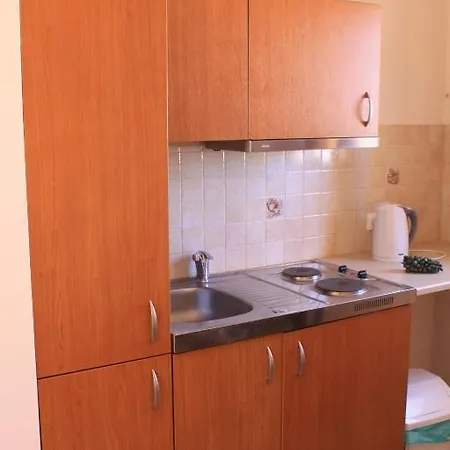 Sea View 3* Livadia (Tilos)
